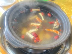 -濠轩阁特色生蚝火锅(水湾路店)