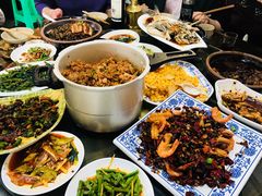 -聚八方土菜馆(余松路店)