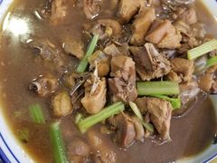 -八两八金·莱芜特色炒鸡(市南漳浦路店)