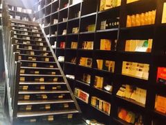 钟书阁-钟书阁(松江泰晤士小镇店)