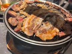-草家酱蟹炭火烤肉店(珲春南路一店)