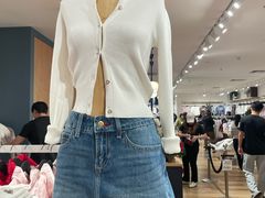 -Hollister(天环广场店)