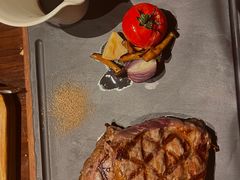 -恰餐厅及酒吧 CHAR Bar & Grill (北京丽都皇冠假日店)