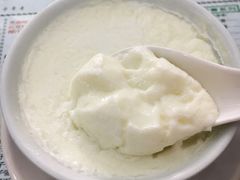 椰皇双皮奶-仁信老铺(华盖路店)