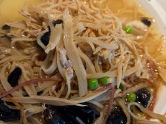 -吴越荣记苏州菜·松鼠桂鱼100%活鱼现做(斜塘老街店)