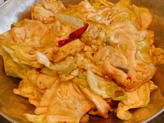 干锅卷心菜-芳芳私房菜·精做淮扬菜(承德路店)