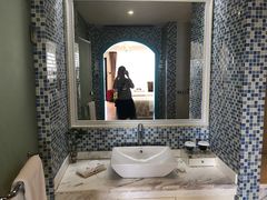 -那琴半岛地质海洋公园