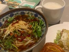 -海口绿发希尔顿酒店-田园汇自助餐·三文鱼·海鲜