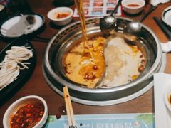 金典鸳鸯锅底-快乐小羊·内蒙牛羊肉火锅(流花中心店)