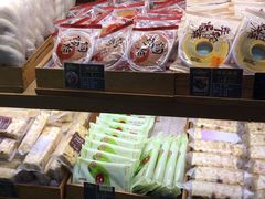 面包甜点陈列柜-乐晖趣香园(上城店)