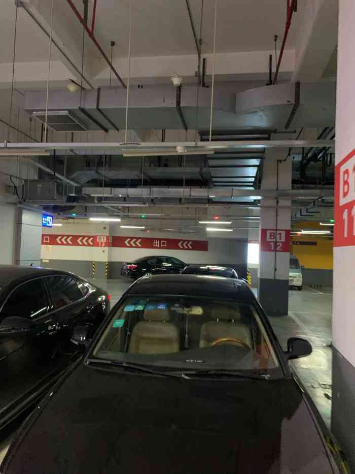 2019年10月29日 关注 很喜欢  这个商场,因为商场的地下停车场够大