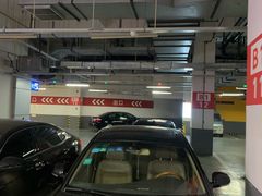 -嘉亭荟城市生活广场-停车场