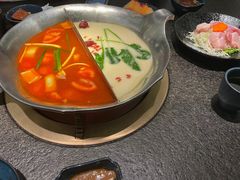 -湊湊火锅·茶憩(打浦桥日月光店)