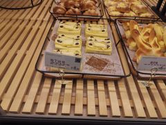 布丁吐司-顶东面包花园·生日蛋糕(世博店)