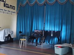 -朗韵钢琴学校(中环金界店)