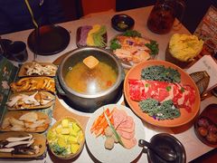 -芸山季·云南野生菌火锅(人民广场来福士店)