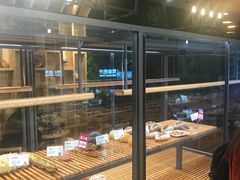 面包甜点陈列柜-焙丽拾光(麦凯乐直营店)