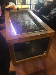 -鳌首刺青纹身 穿孔饰品店