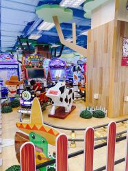 -莫莉幻想儿童乐园(武汉保利广场店)