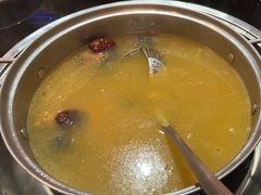 -丫丫汤膳打边炉(宏府408坊店)