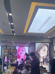 -藤野造型烫染·漂发