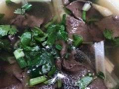 牛心-大众跷脚牛肉馆·非遗传承单位(峨眉山店)