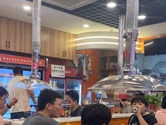 -哈尔滨小酒馆·鲜肉现穿自助烧烤(康新花园店)