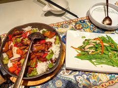 -云海肴·汽锅鸡·云南菜(天山百盛优客店)