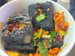 -黑色经典臭豆腐·湖南特产(坡子街店)