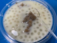 -咪咪甜品(金城江公园-中心广场店)
