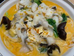 骨汤酸辣鱼片-喜家德虾仁水饺(东方宝泰店)