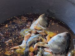 -小赖鱼馆·铁锅炖(官厅水库店)