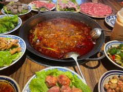 -旧街市鲜货老火锅(大光路店)