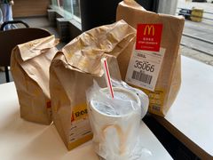 -麦当劳(民盈·国贸城店)