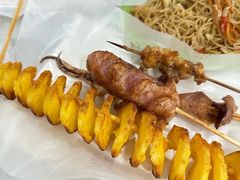-蚝哥花姐湛江烤生蚝(美丽湾市场店)