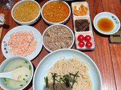 -裕兴记•蟹黄面馆(人民广场店)