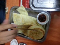 薄饼和吊炉烧饼-教师之家赵家羊汤馆(东青龙街店)