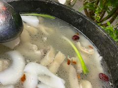 -墨脱石锅椰子鸡•海鲜糟粕醋(榆亚路店)