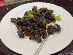 生爆鳝背-梅龙镇酒家(南京西路总店)
