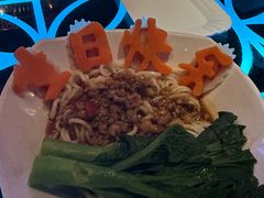 -K+全国连锁KTV(绿地缤纷天地店)