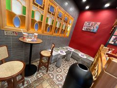 用餐区-茶理宜世(岭南站NOVA店)