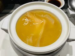 -半岛翡丽海鲜自助餐厅(观风亭店)