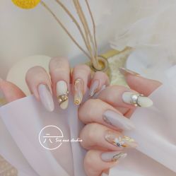 -SixOne六一日式美甲美睫