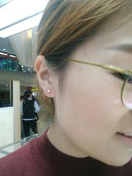 -花师傅专业穿耳洞