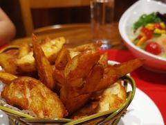 炸薯角-申德勒加油站餐厅(三里屯北小街店)