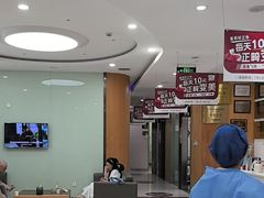 -雅悦齿科(顾村公园店)