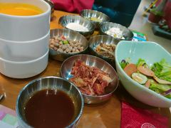 -老炉家木炭烤肉(长江国际店)