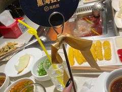 -海底捞火锅鲜切牛肉主题店(长寿路店)