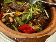 -八府香鸭·啫啫煲(华山路店)