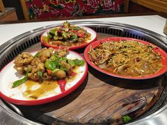 -靠山屯东北铁锅炖(东北菜，古美西路店)